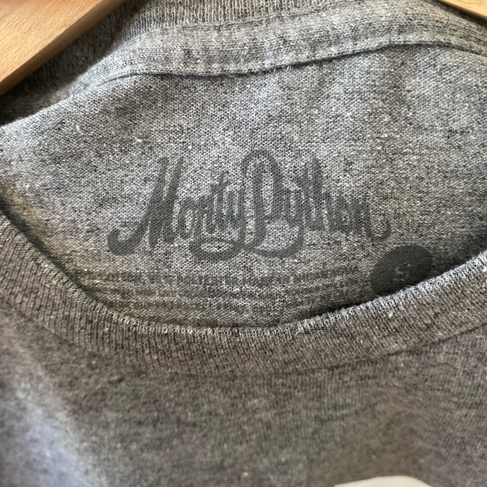 Monty Python T-Shirt - Picture 2 of 3